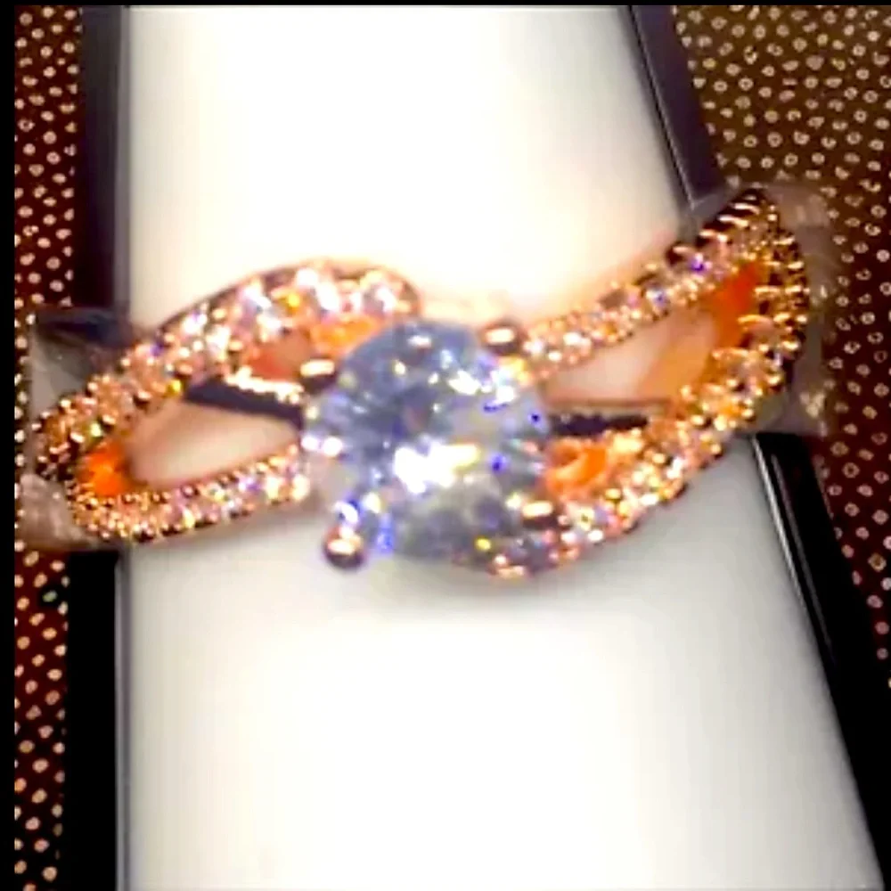 14 Kt Rose Gold & Sterling Silver Main 💎 Moissanite W/Moissanites Lining Ring